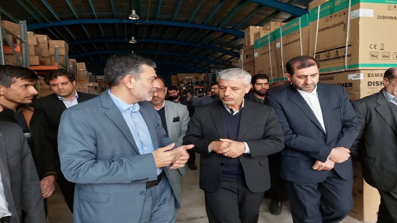تاکیدمعاون قضایی دادستان کل کشور بر تسریع در تعیین تکلیف کالا‌های فسادپذیر انبار‌های اموال تملیکی خوزستان