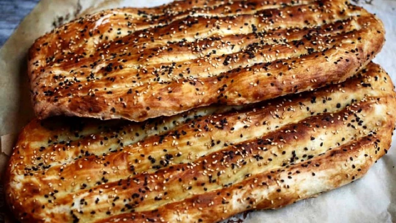 گلایه شهروندان هرسین از کیفیت نامناسب نان + تصویر