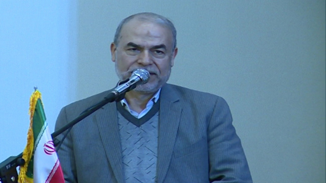 آشنا شدن دانش آموزان با چهره واقعی دشمنان ضرورت دارد