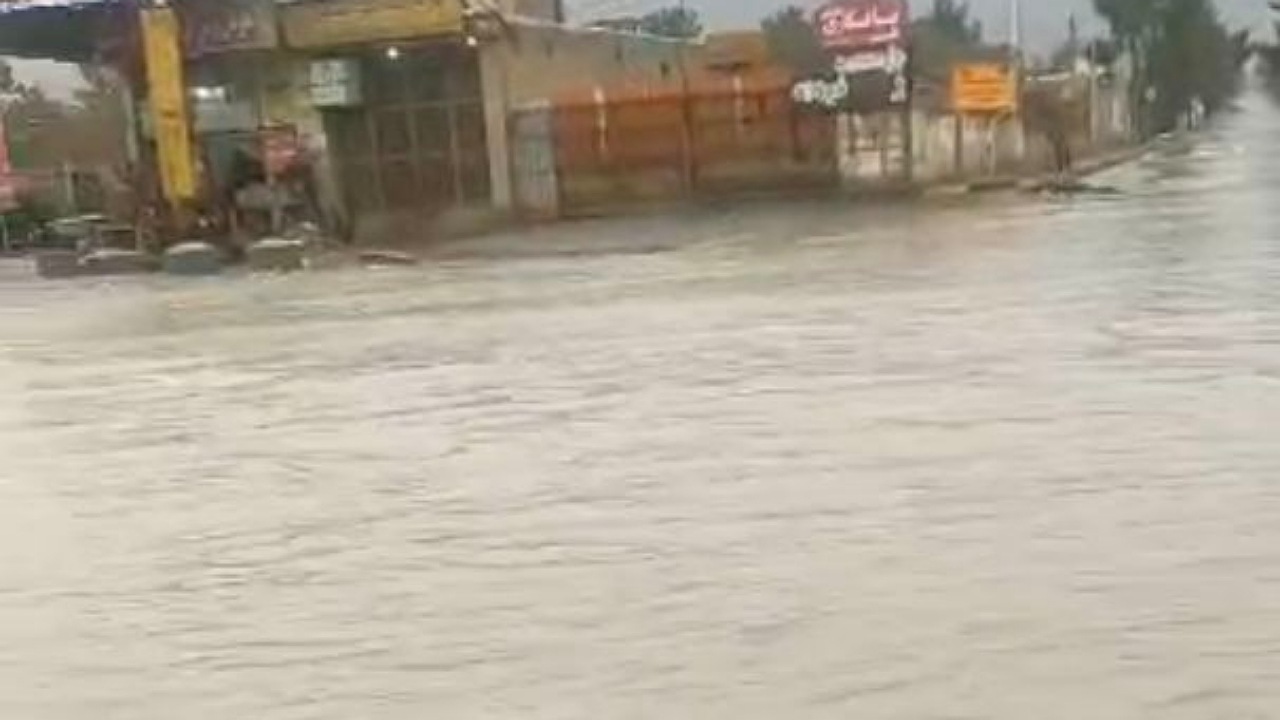 آبگرفتگی ورودی بهارستان را مسدود کرد