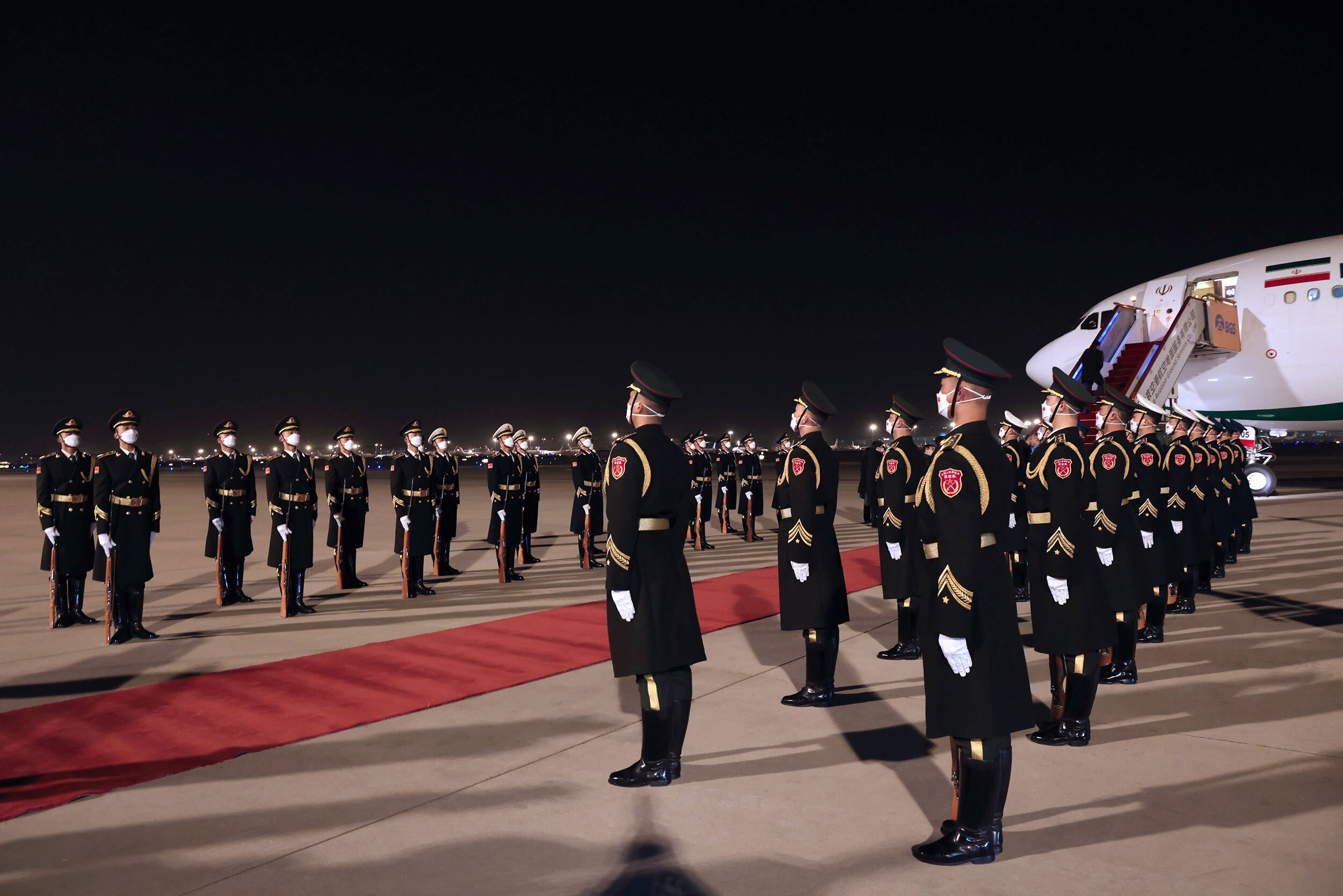 رئیسی پکن را به مقصد تهران ترک کرد