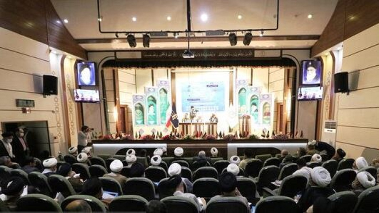 مروری بر نخستین همایش ملی دانشگاه و تمدن نوین اسلامی