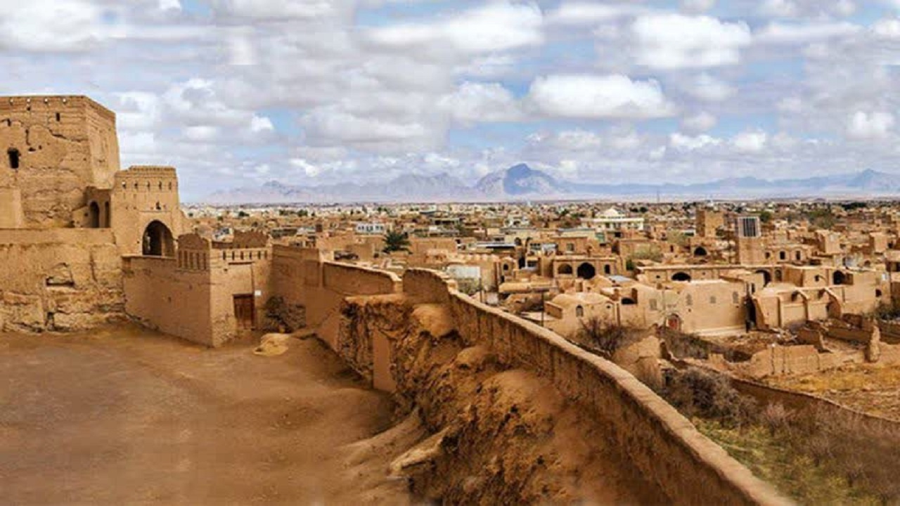 اطلاعیه میراث‌فرهنگی یزد درباره هنجارشکنی در بنای تاریخی نارین قلعه میبد