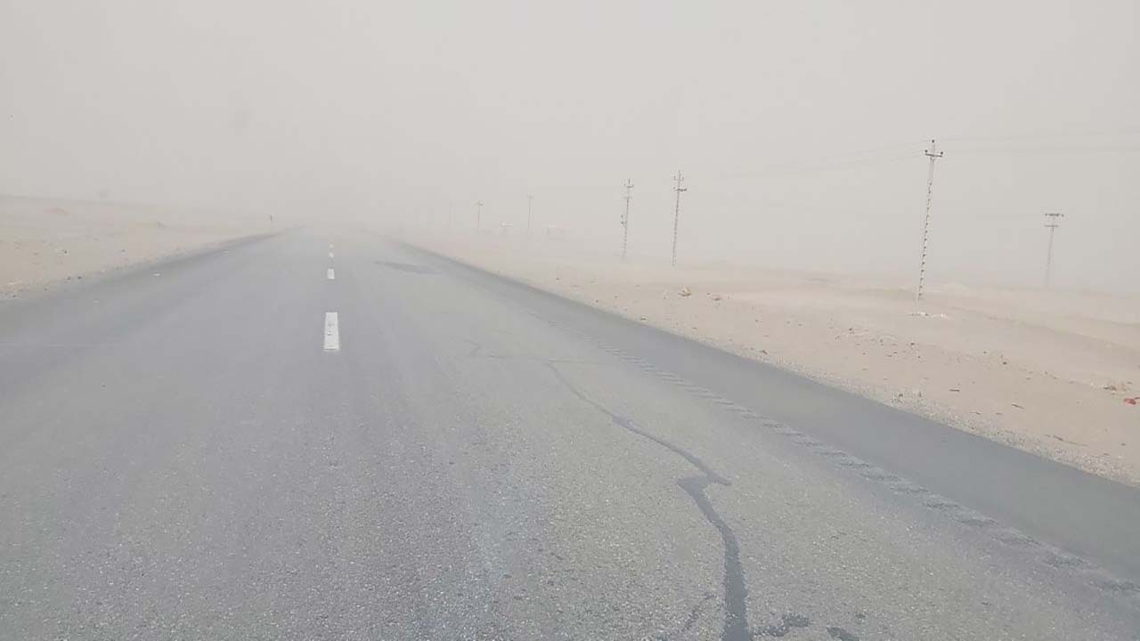 خسارت طوفان شن و تُند باد در کرمان