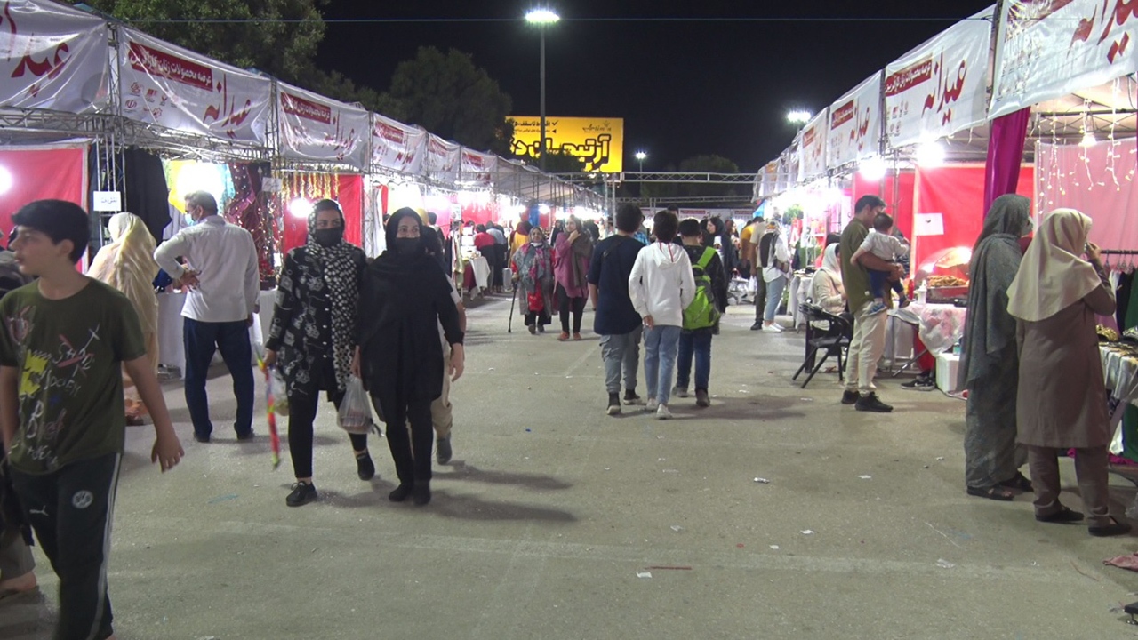 گشایش نمایشگاه عیدانه در بوستان غدیر بندرعباس