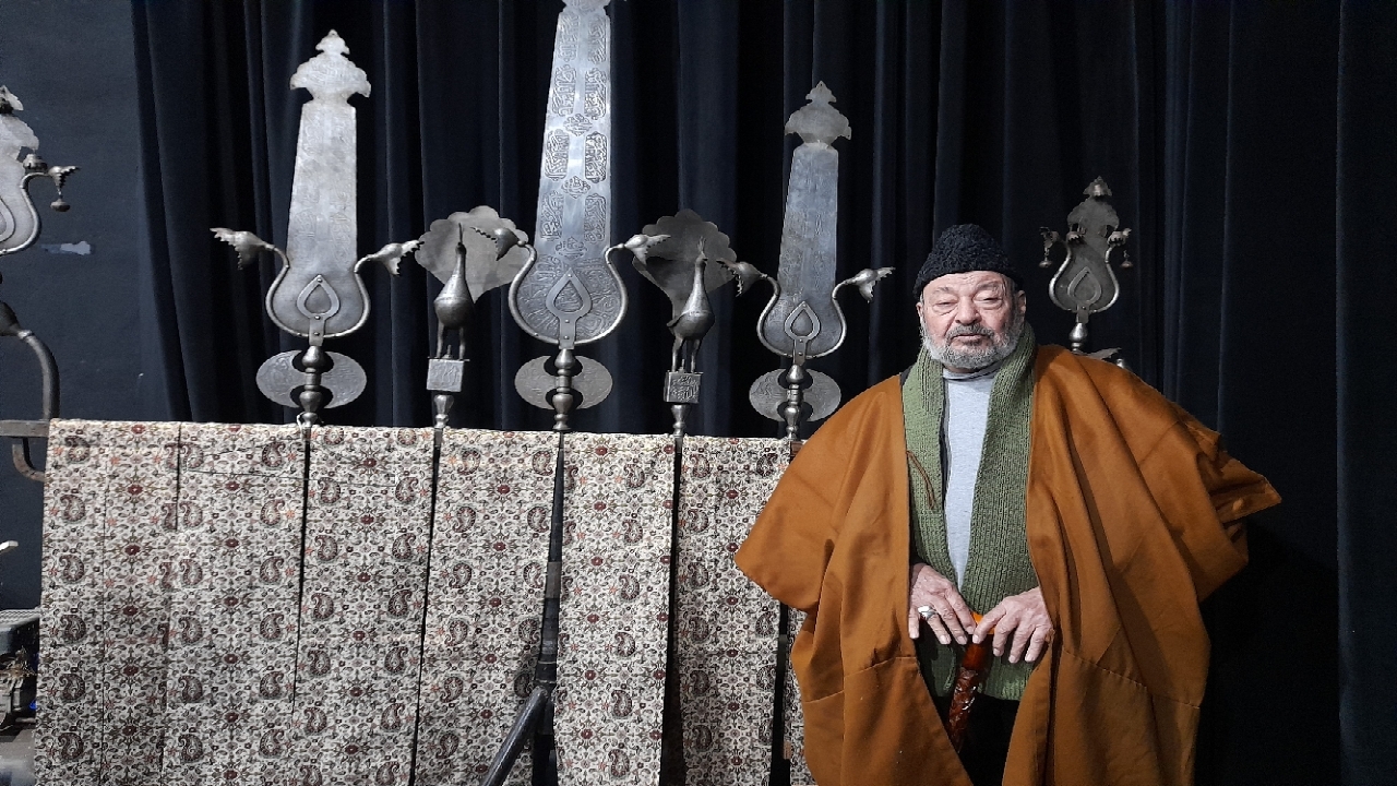 ۸۰ سال تعزیه خواندم و دکترای این کار را دارم