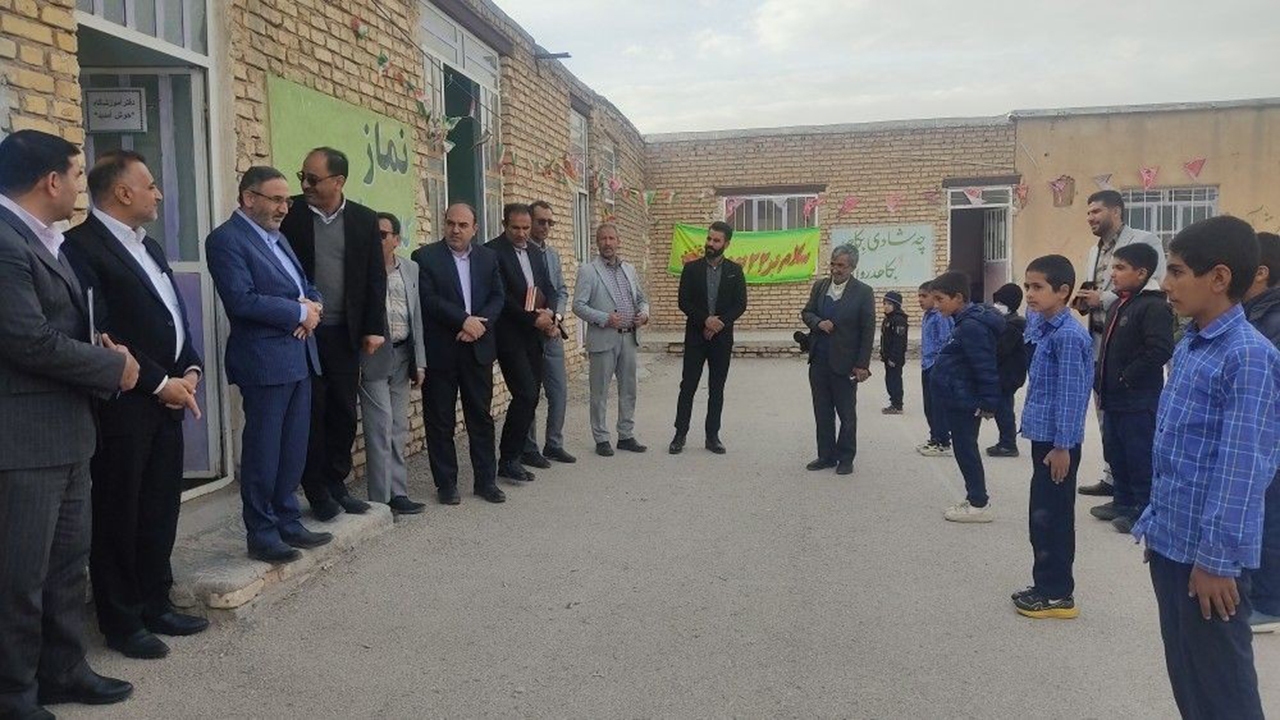 بیش از ۹۷ درصد بودجه آموزش و پرورش برای حقوق کارکنان هزینه می‌شود