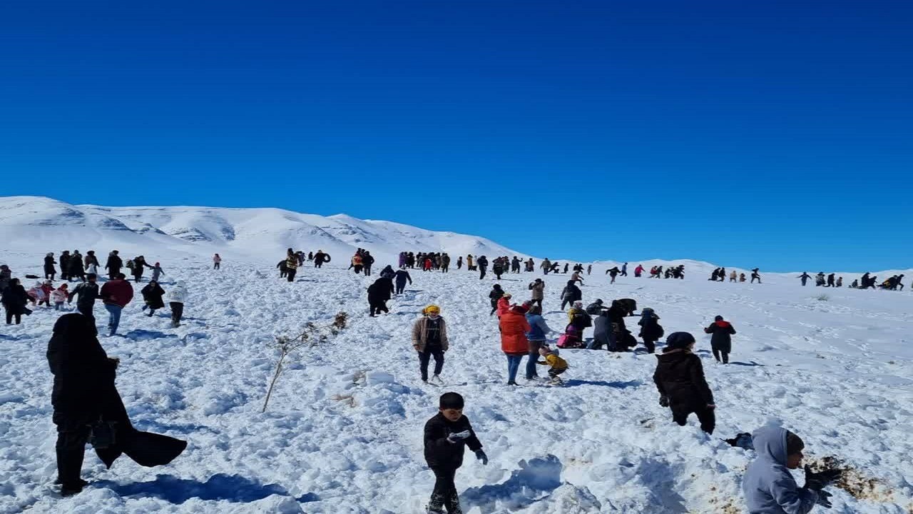 برگزاری جشنواره ای از جنس برف در روستای حسن رباط + تصاویر