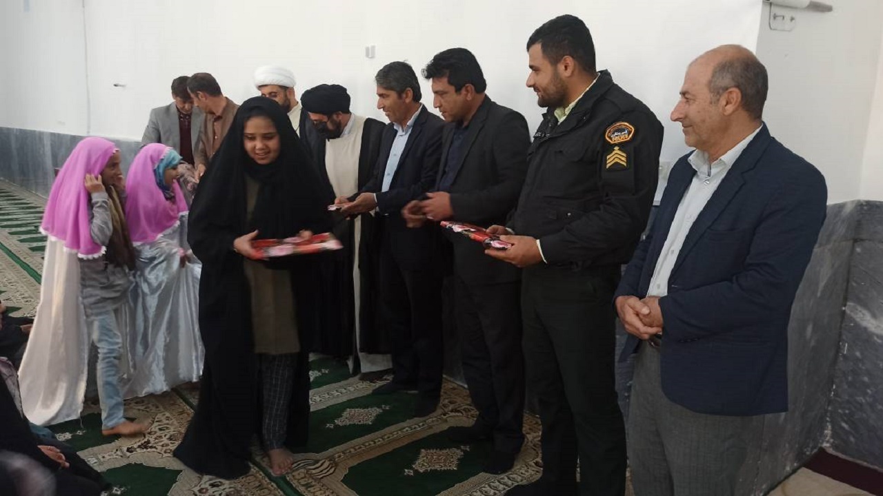 از دانش آموزان معتکف دهه نودی و هشتادی تجلیل شد