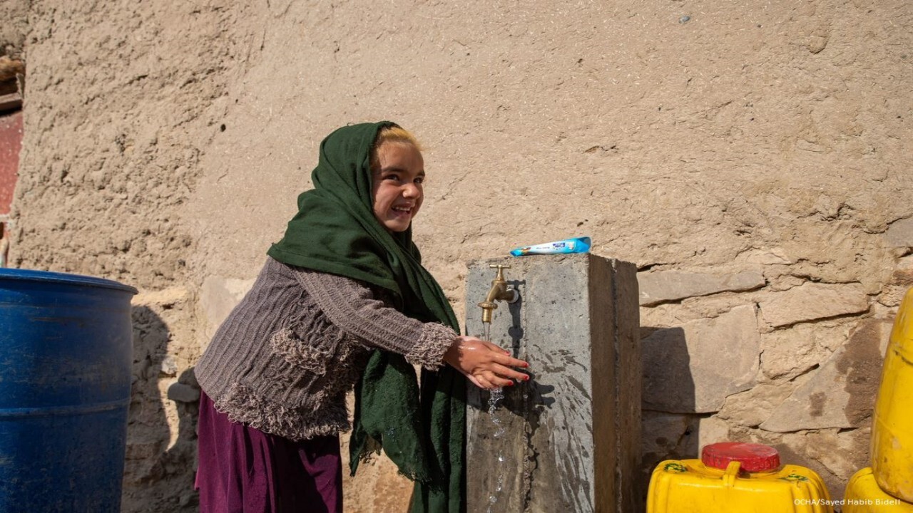 ۱۴ میلیون تن در افغانستان به آب سالم دسترسی ندارند