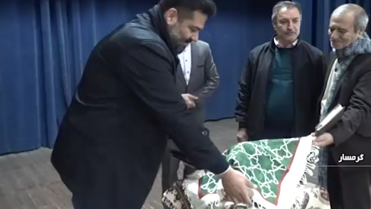 رونمایی از کتاب زندگی به وقت گرمسار
