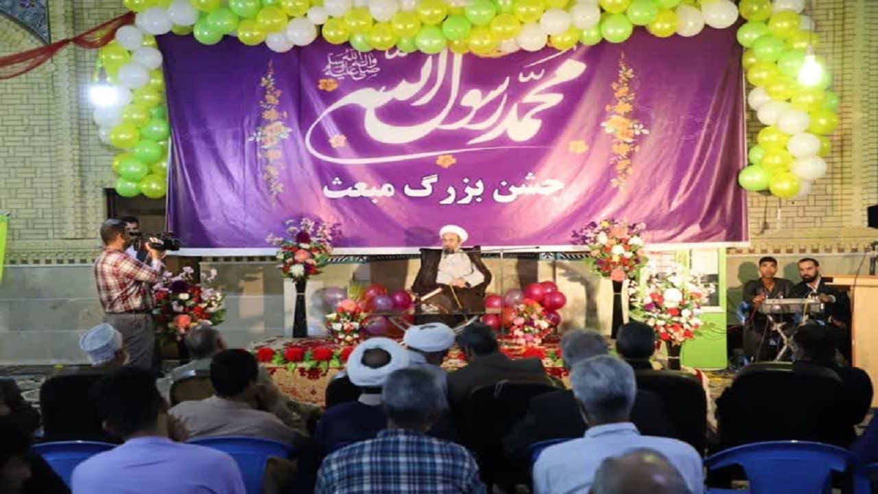 پیروزی انقلاب اسلامی ثمره وحدت و الگوگیری از سیره پیامبر (ص) بود