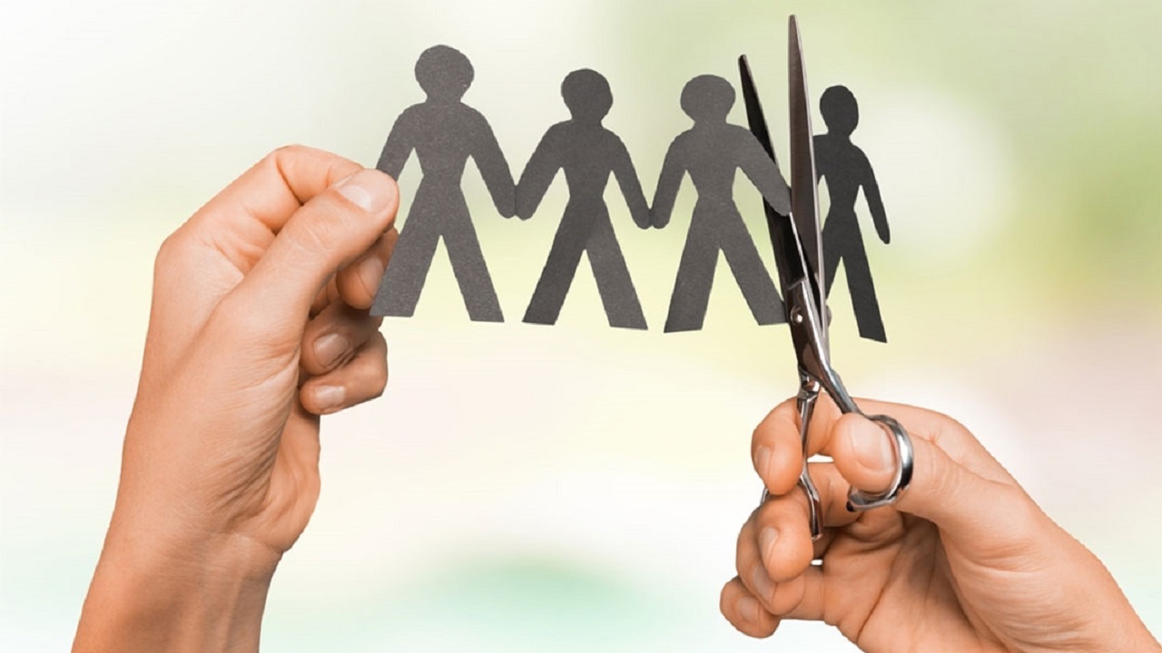 تعدیل ۱۳ هزار نیروی کار در ۹ ماه