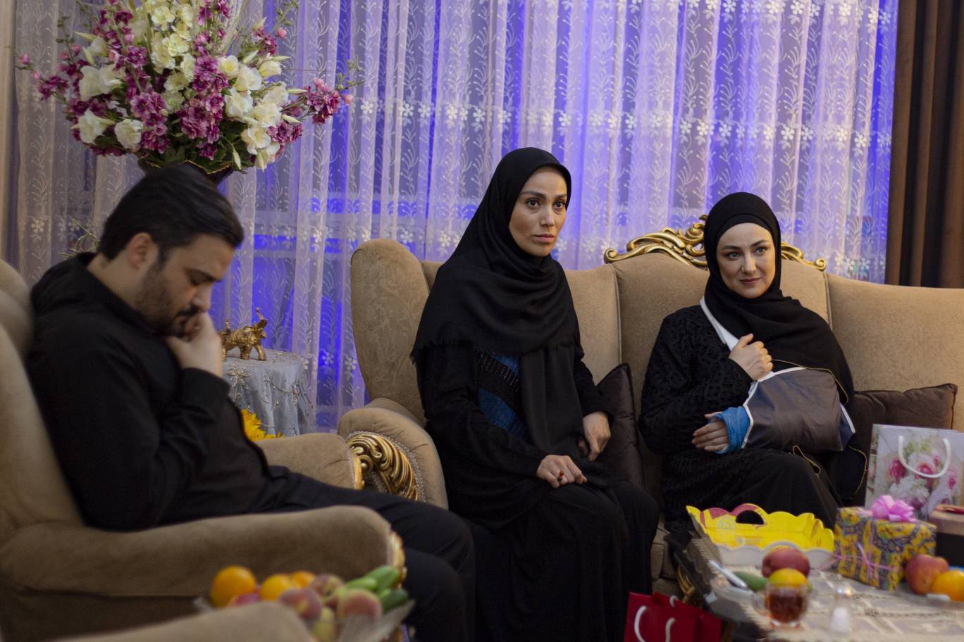 سریال تمام رخ