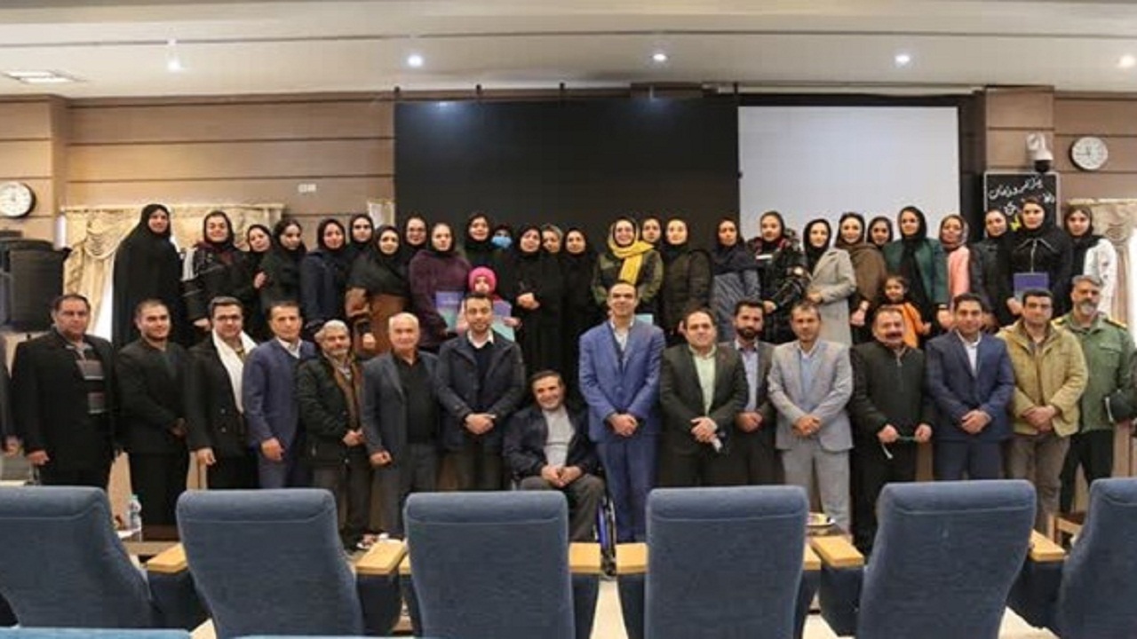 تجلیل از بانوان مدال‌آور شهرستان شهرکرد