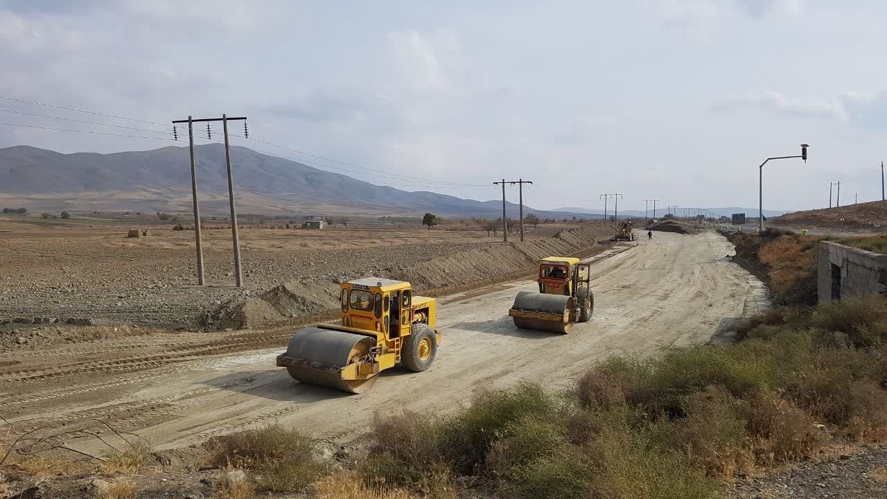 ساخت و بهسازی ۱۴۶ کیلومتر مسیر فرعی و روستایی در جنوب سیستان و بلوچستان