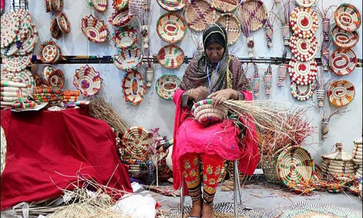 برپایی نمایشگاه دائمی صنایع دستی در بندرعباس