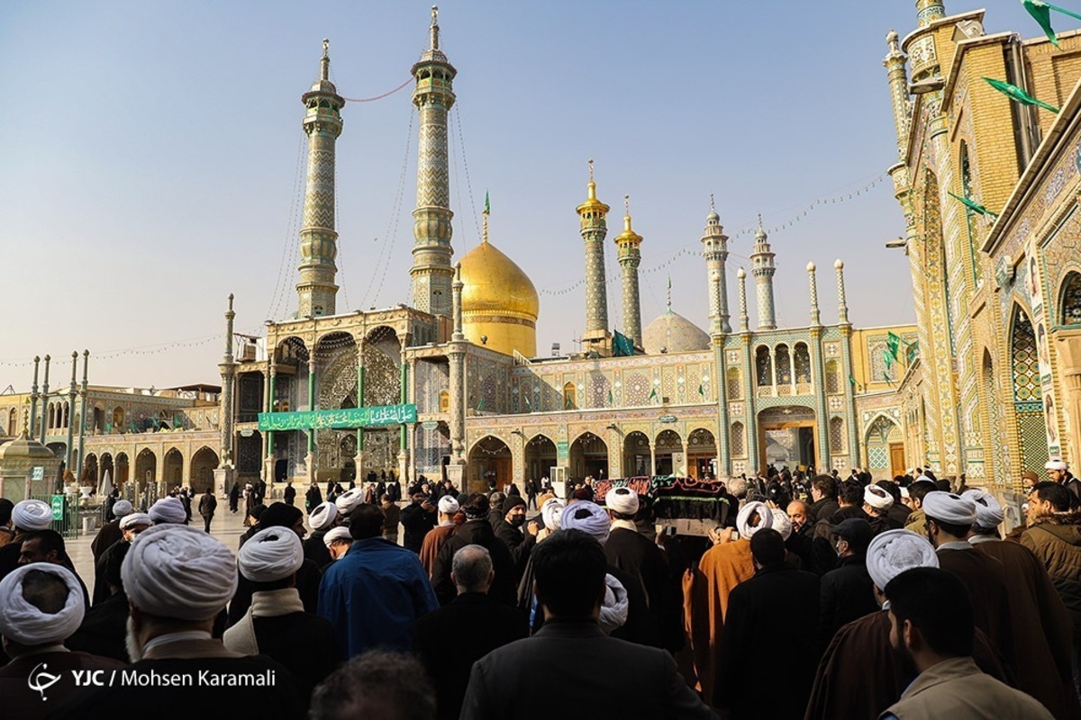 ورود معتکفین به مسجد امام حسن عسکری (ع) قم