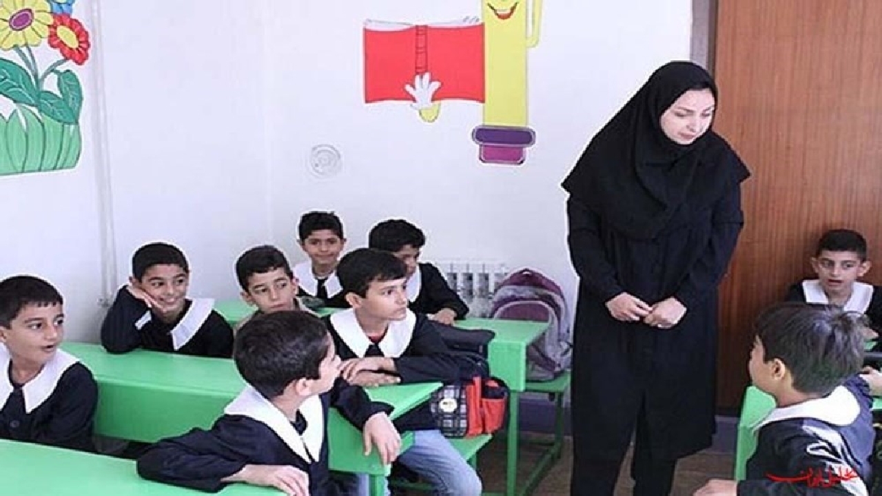 آموزش ۱۷۰ هزار معلم مدارس غیردولتی برای توسعه مهارت‌ معلمان