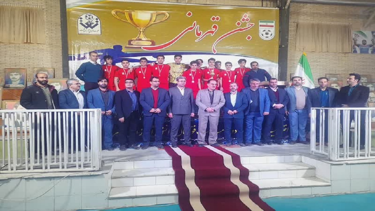 تیم فوتسال ناحیه ۲ یزد قهرمان مسابقات استانی