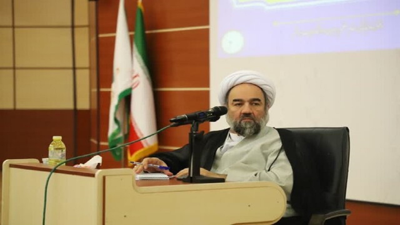 تقویت نگاه توحیدی و مبانی اعتقادی در جامعه یک ضرورت اجتناب ناپذیر است