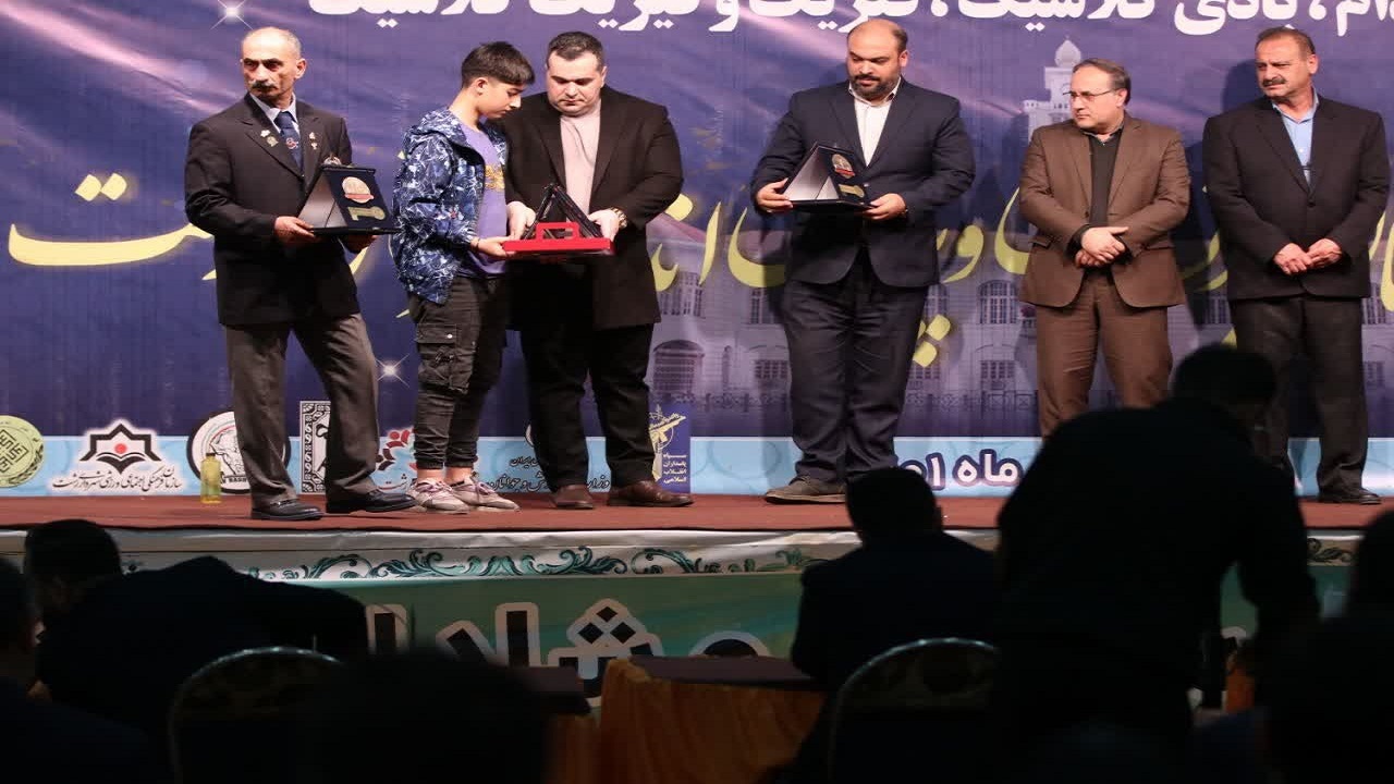 معرفی نفرات برتر مسابقات قهرمانى باشگاه هاى پرورش اندام رشت + تصاویر