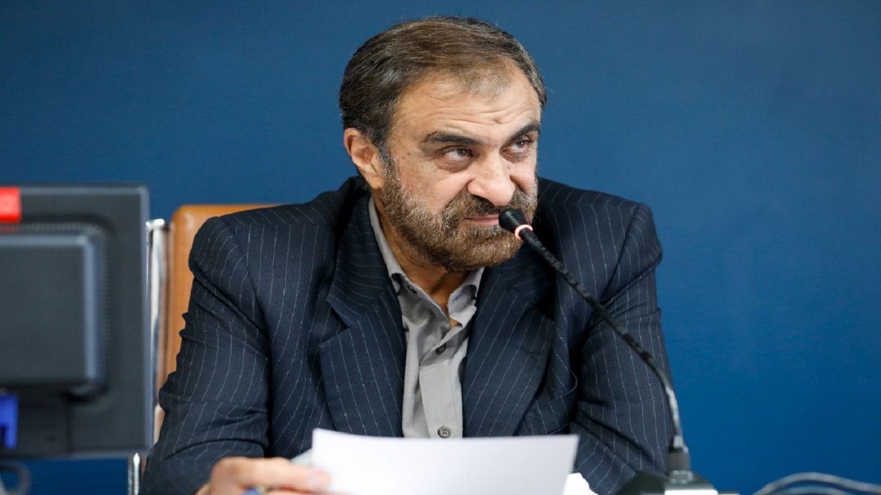 تشریفات یک آفت بزرگ برای دولت انقلابی است