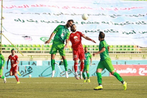 فولاد- پرسپولیس؛شاگردان نکونام به دنبال قطع نوار برد سرخپوشان/ گل گهر- مس رفسنجان؛ تقابل ژنرال با ربیعی در دربی کرمان