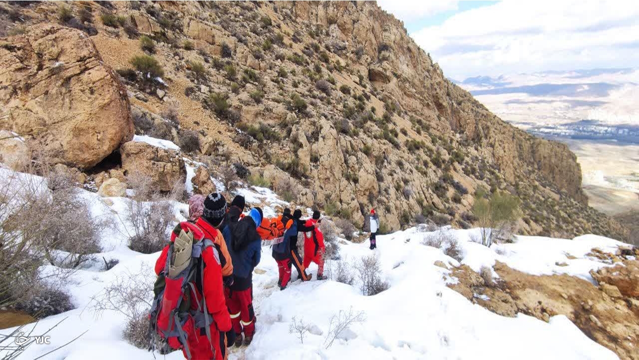 روز پرحادثه در کوهستان دراک شیراز با ۲ فوتی و یک مفقودی