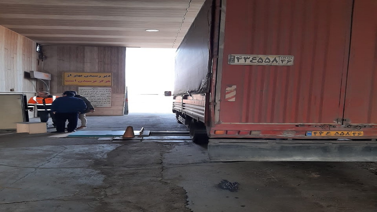 مراجعه بیش از  ۶۱ هزار دستگاه خودرو به مراکز معاینه فنی قزوین