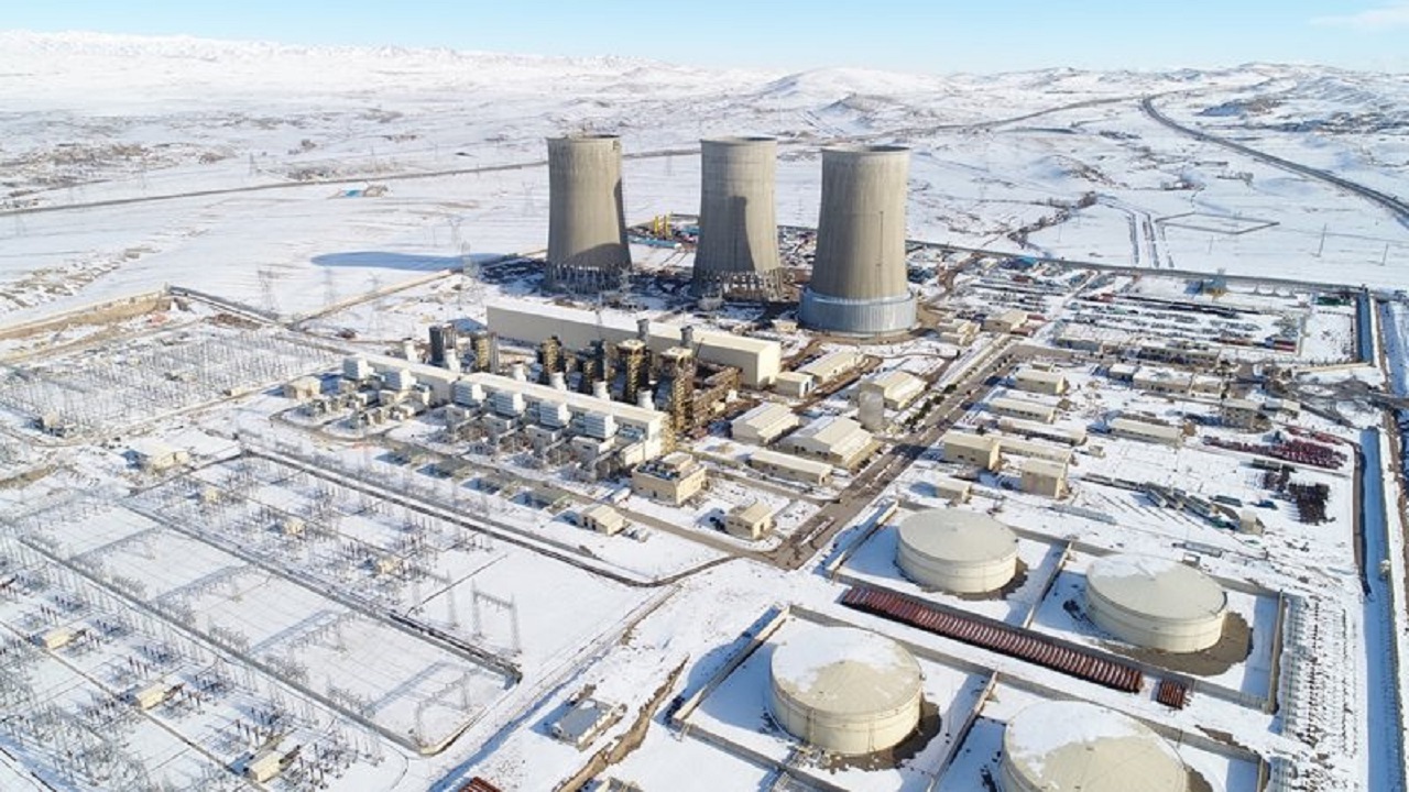 ارسال نزدیک به ۲۰۶ میلیون لیتر سوخت مایع به نیروگاه سبلان اردبیل