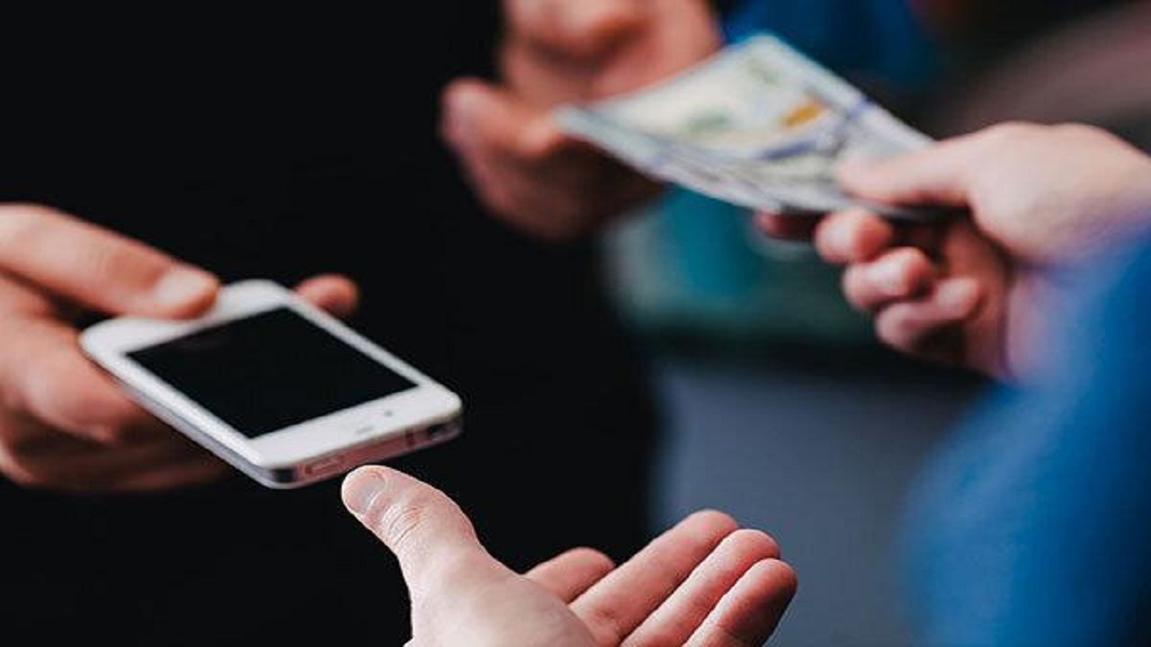 کلاهبرداری با رسید ساز جعلی در درمیان