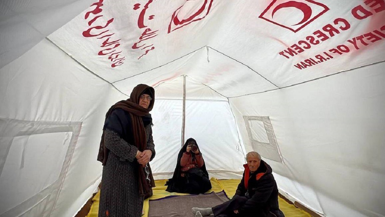 برپایی ۲۱ اردوگاه اسکان اضطراری و اسکان بیش از ۱۸ هزار و ۷۰۰ زلزله‌زده