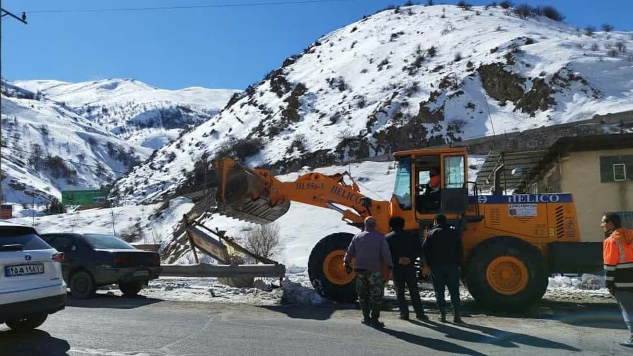 آزاد سازی ۲ هزار و ۵۵۰ متر مربع از بستر رودخانه چالوس
