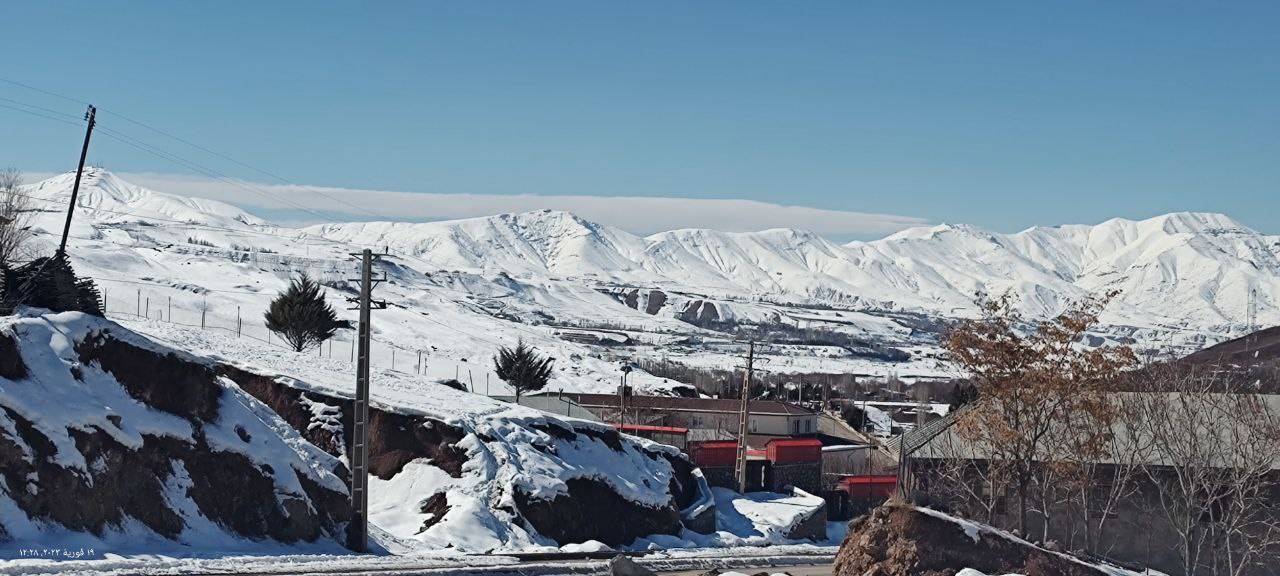 جلوه گری زمستان در شهرستان طالقان با بارش برف + تصاویر