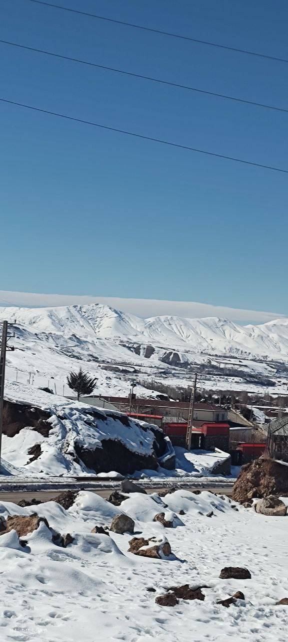 جلوه گری زمستان در شهرستان طالقان با بارش برف + تصاویر