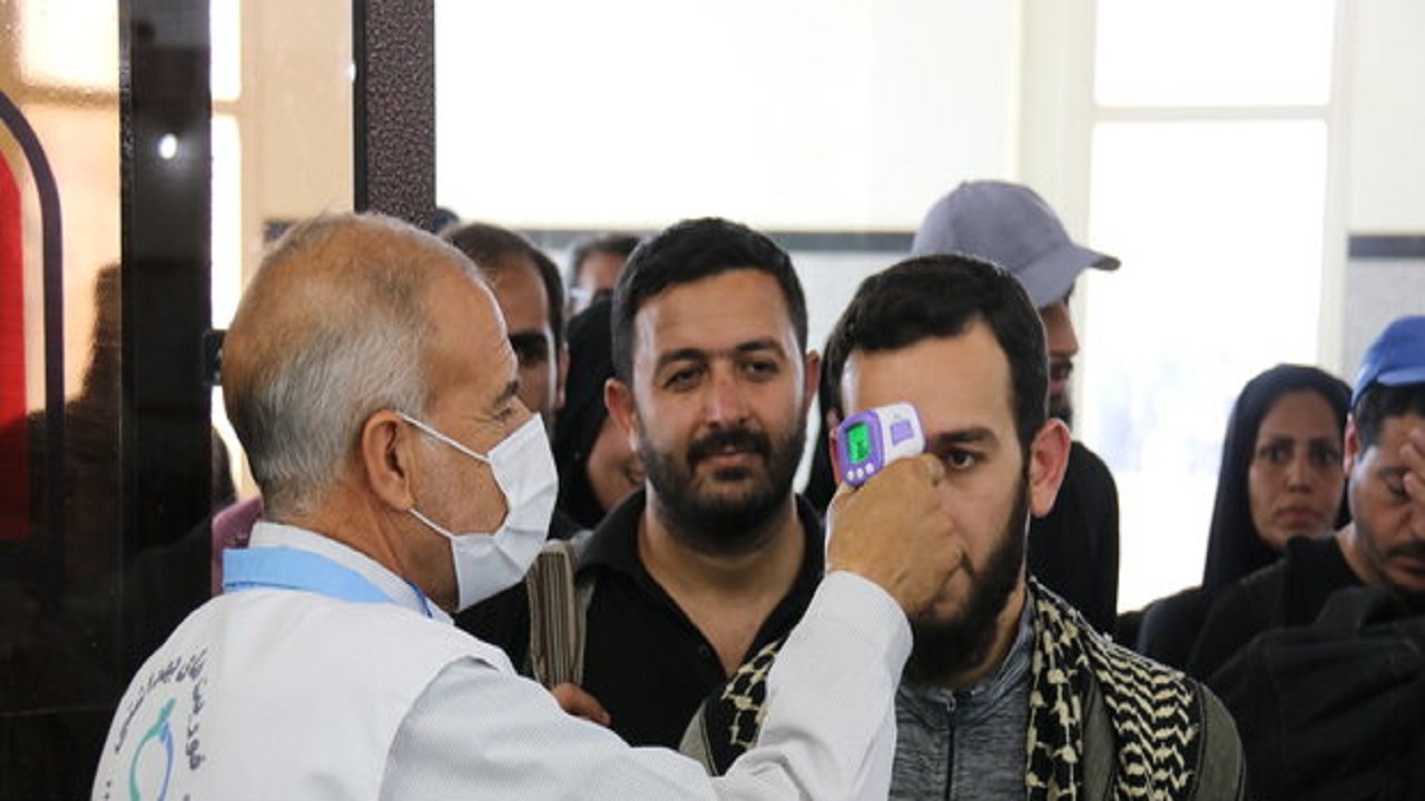 غربالگری مستمر مسافران در پایانه‌های مرزی استان کرمانشاه