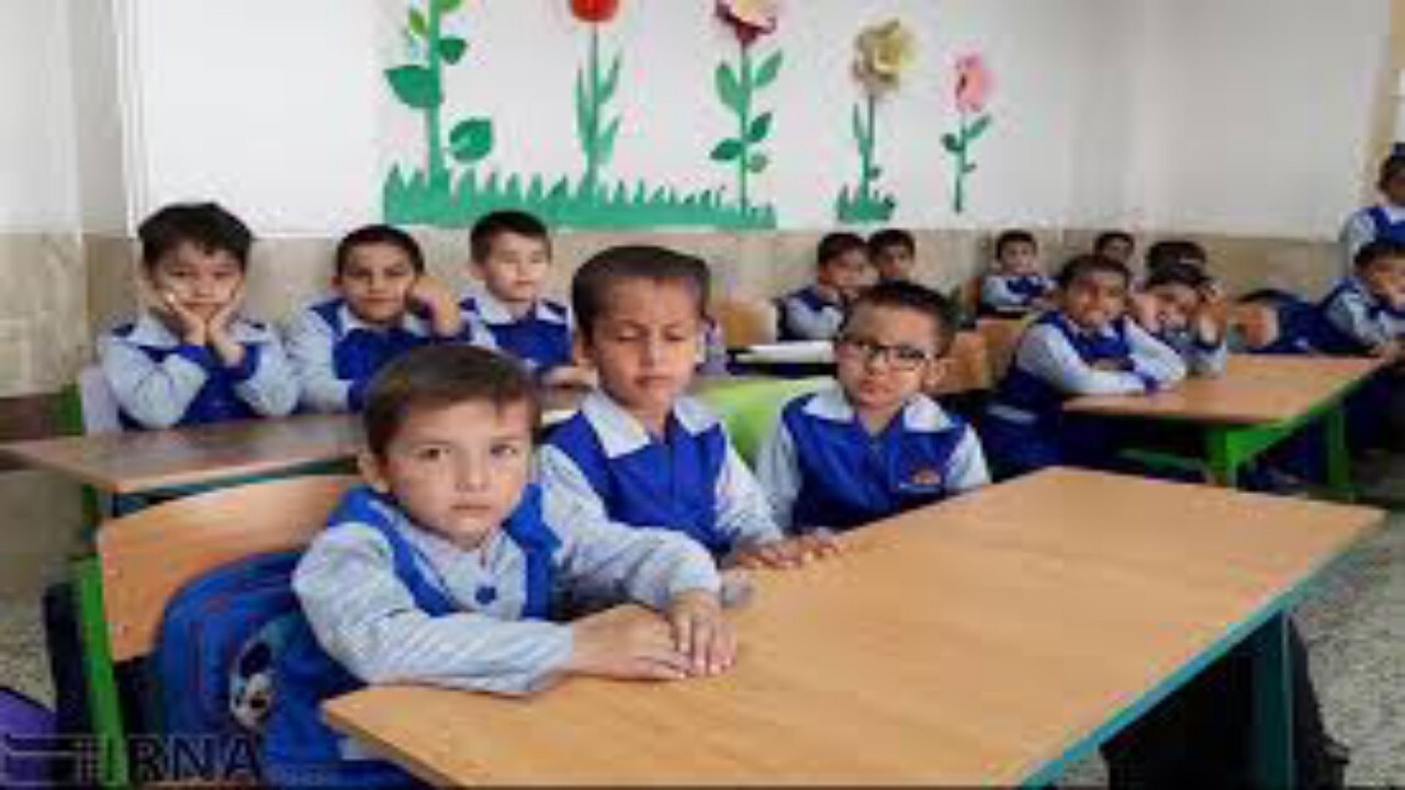 ۶۷۰ هزار دانش‌آموز اتباع افغانستانی در ایران تحصیل می کنند