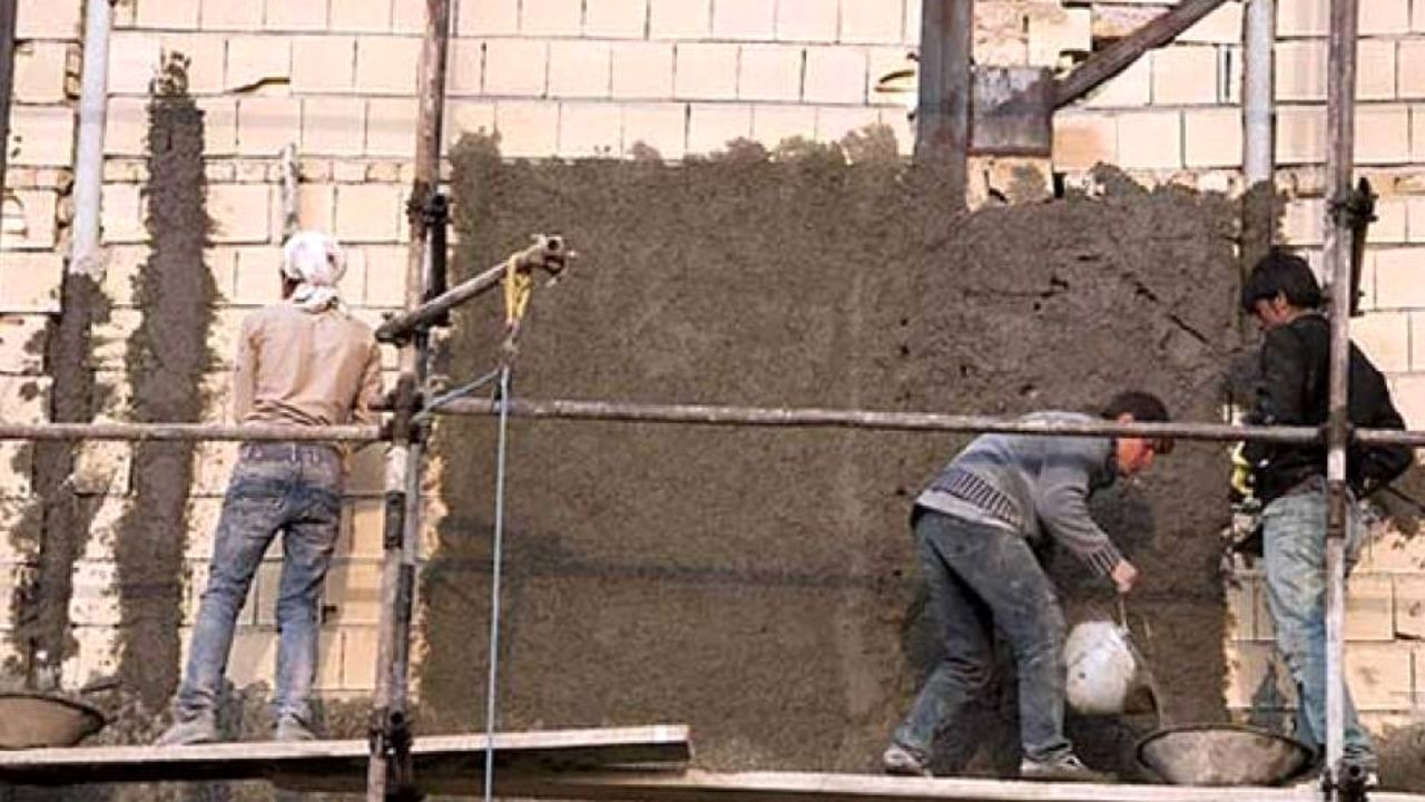 تعطیلی ۱۱۵۴ کارگاه ساختمانی متخلف در اصفهان