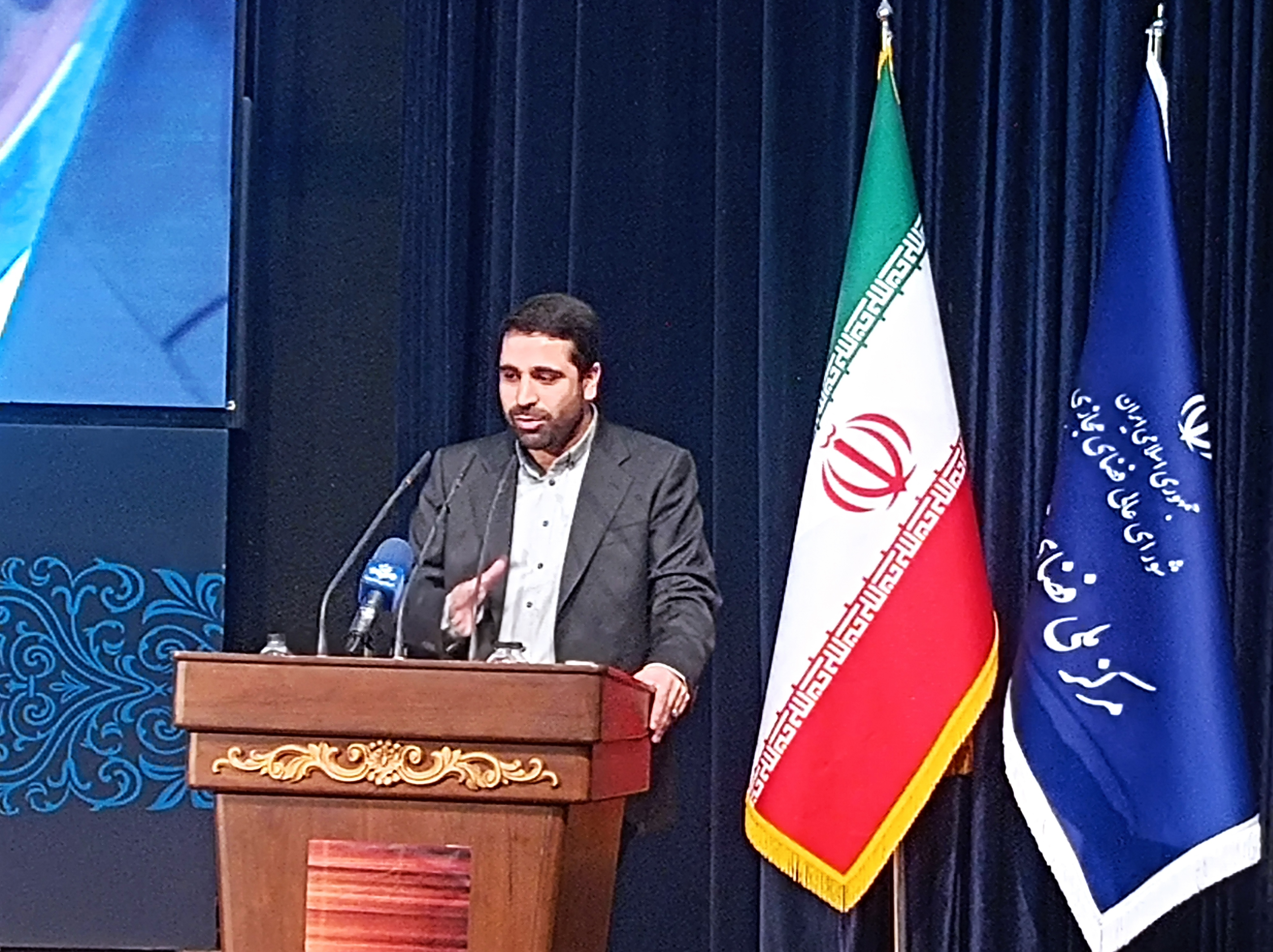 قصد داریم فضای مجازیی بسازیم که همه مردم به آن افتخار کنند