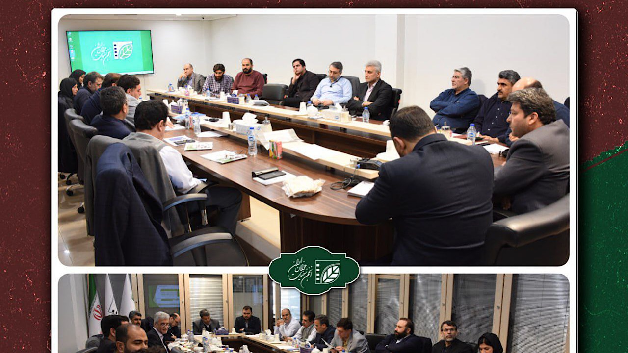 اجازه آزمون و خطا را به جوانان فیلمساز بدهیم