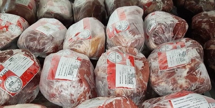 صف طولانی در ۳ مرکز فروش گوشت منجمد در طبس