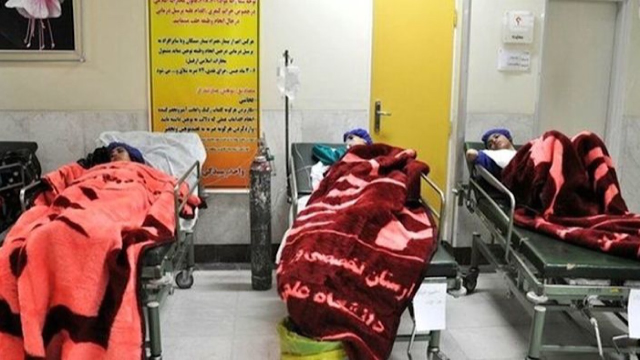 باید آمار موارد بیماری در مکان های مختلف و توزیع سنی  مشخص باشد
