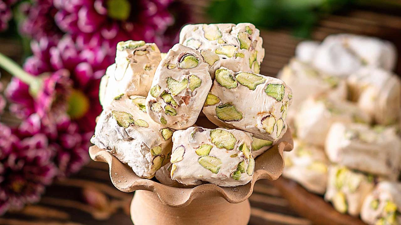 گز کام فروشندگان را شیرین می‌کند؟
