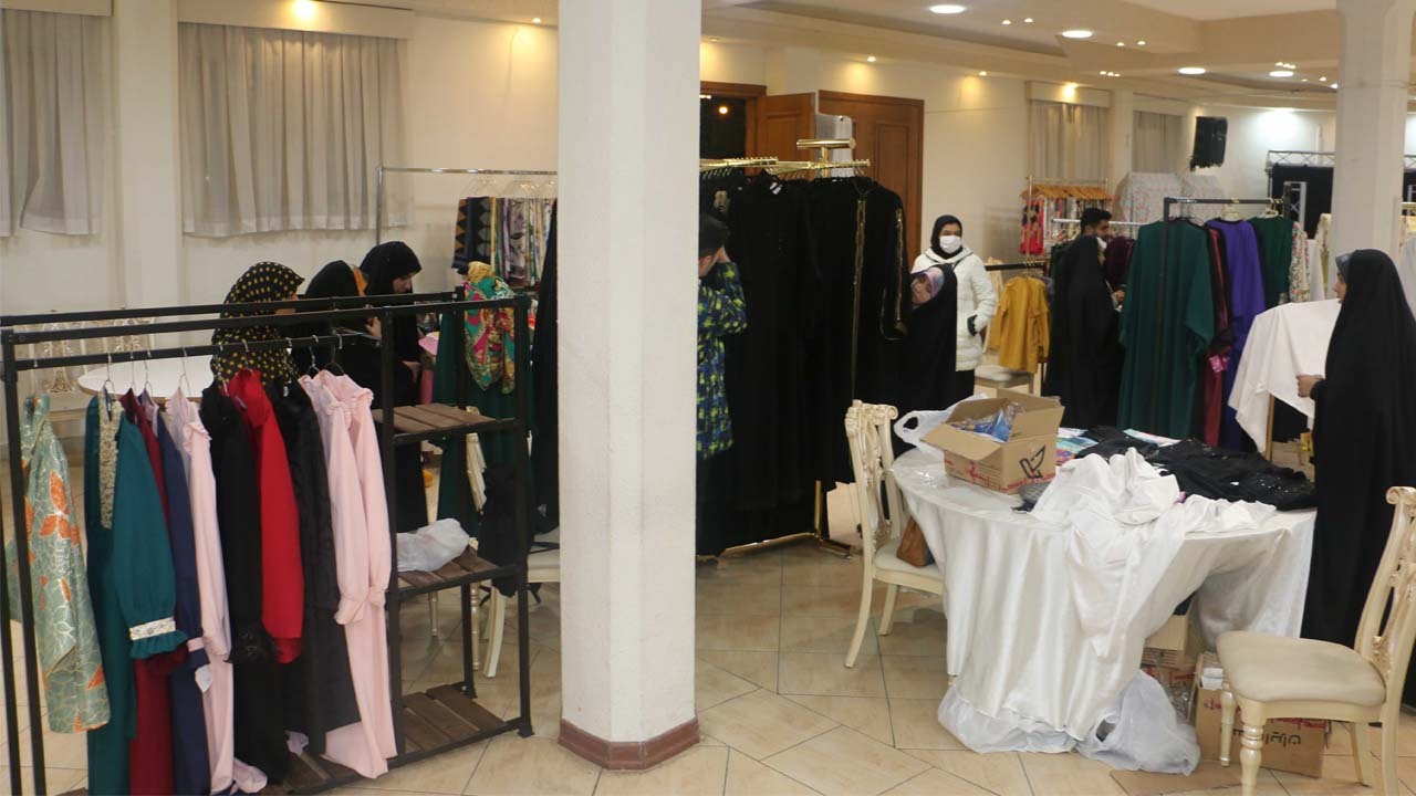 تلاش حورا و سلما برای عرضه پوشاک ایرانی و با کیفیت به اصفهانی‌ها