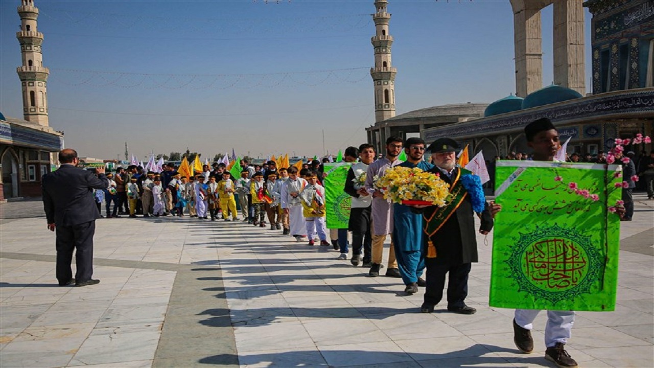 عهد و پیمان دانش‌آموزانی از ۶۰ کشور با امام زمان (عج)