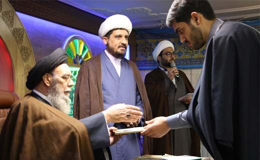 تجلیل از طلاب اصفهانی حافظ قرآن کریم