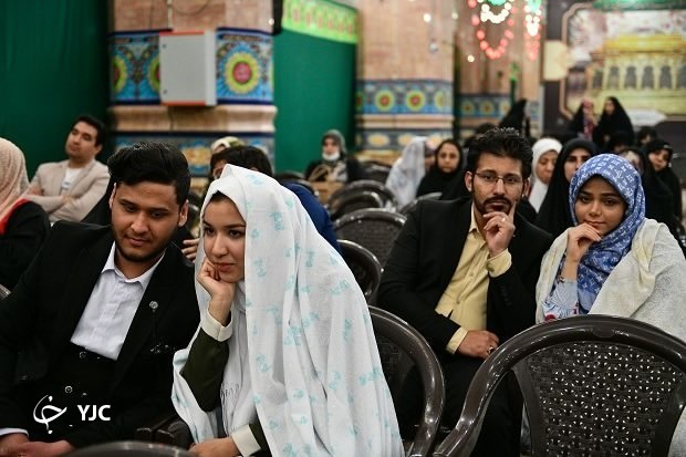 پیوند فیروزه&zwnj;ای ۱۵۰ زوج دانشجو در مسجد مقدس جمکران +تصاویر