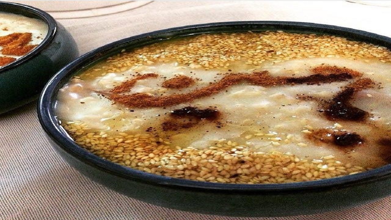 مراسم حلیم پزی آران و بیدگلی‌ها به مناسبت اعیاد شعبانیه + فیلم