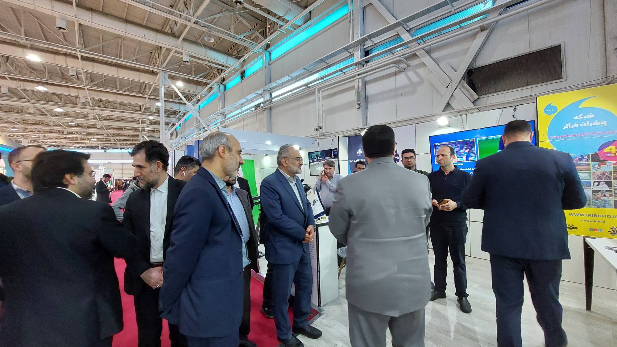 بازدید معاون امور مجلس از نمایشگاه رصتا